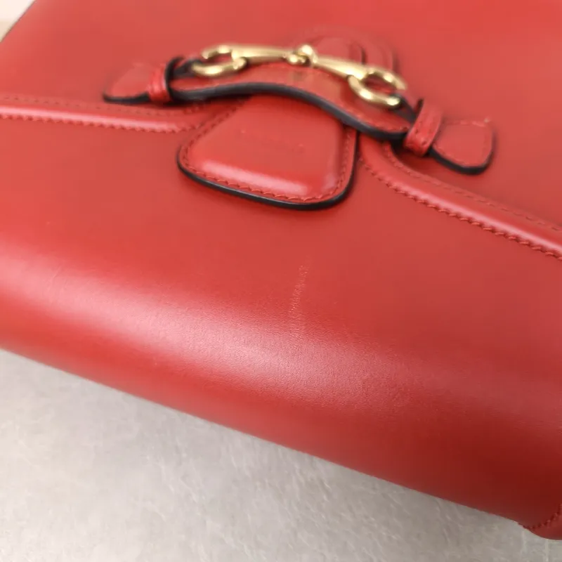 GUCCI Crossbody Bag Crossbody Bag Red Calfskin 23.5 × 7 × 18 cm — detail view 9 of 15