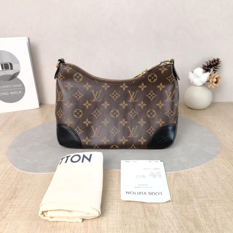 Louis Vuitton Crossbody Bag Boulogne PVC Small 26 × 9.5 × 16 cm — cover view 5 of 6