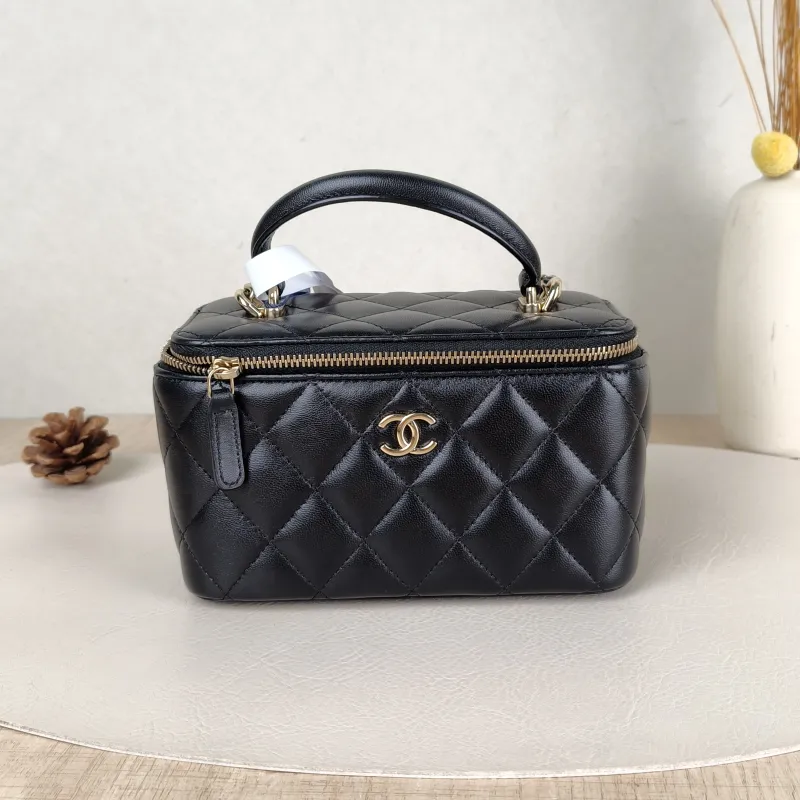 Chanel Top Handle Bag Edition Black Lambskin One Size16 × 8 × 9.5 cm