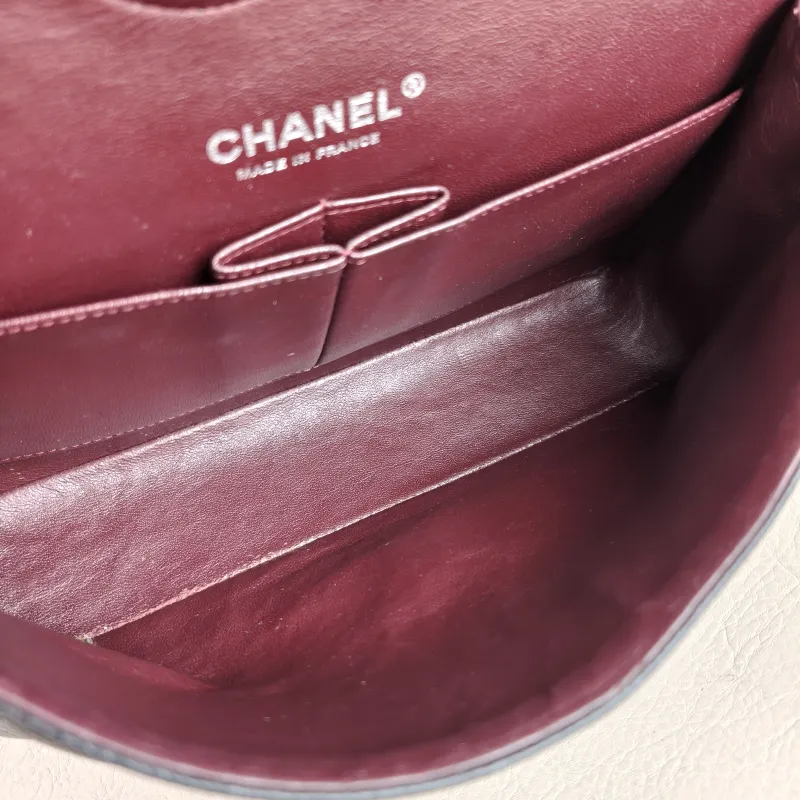 Chanel Crossbody Bag Classic Flap CF Black Grained Calfskin Medium 25.5 × 6.5 × 15.5 cm 23 — detail view 8 of 14