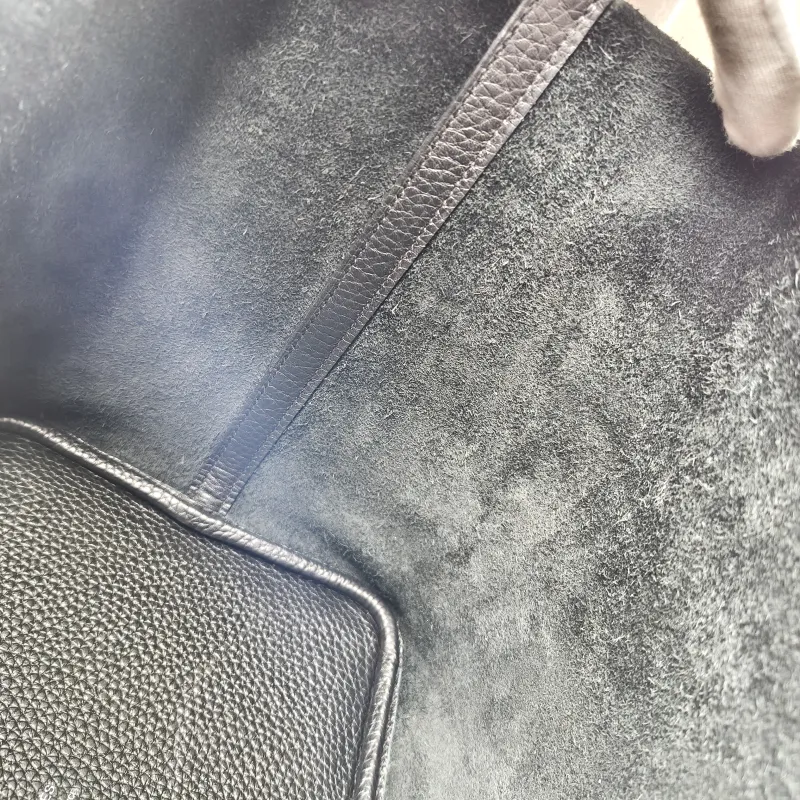 Hermès Top Handle Bag Picotin Lock 22 22Black TC Calfskin Medium22 × 18 × 21 cm — detail view 12 of 18