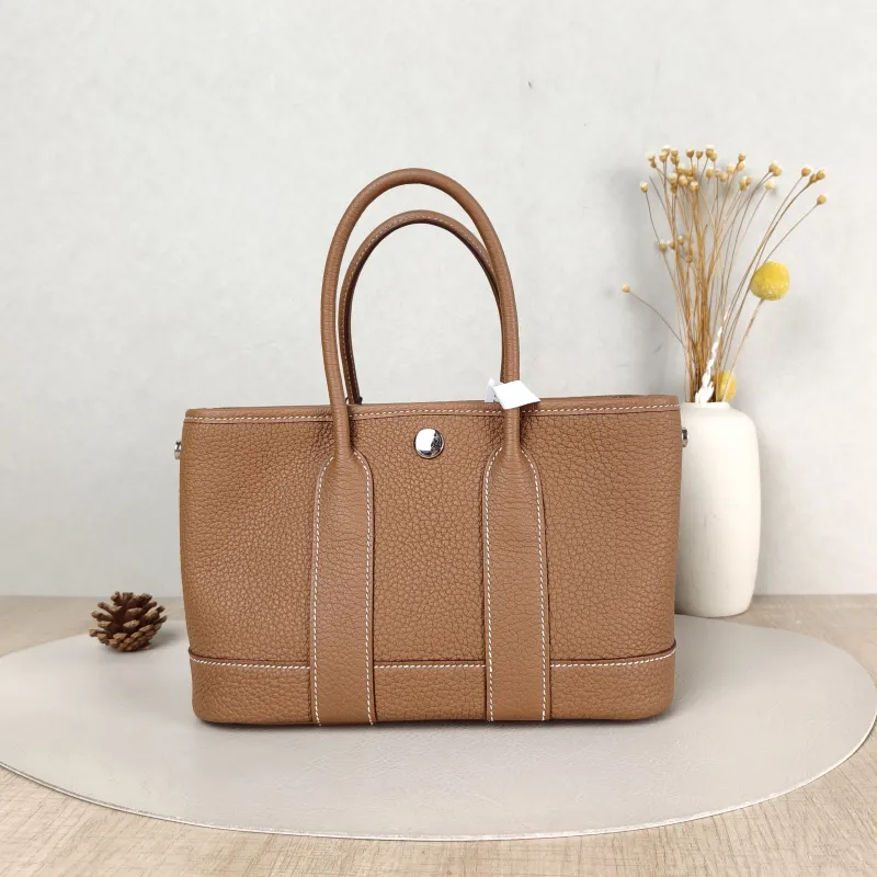 Hermès Top Handle Bag Neo Garden 23 Mini Negonda Calfskin Mini 23 × 10 × 16 cm K