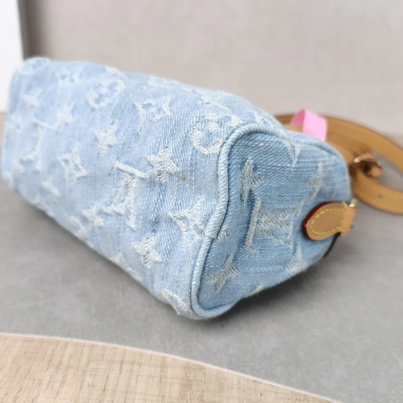 Louis Vuitton Crossbody Bag Speedy Nano Blue nano 16 × 7.5 × 10 cm — detail view 9 of 10