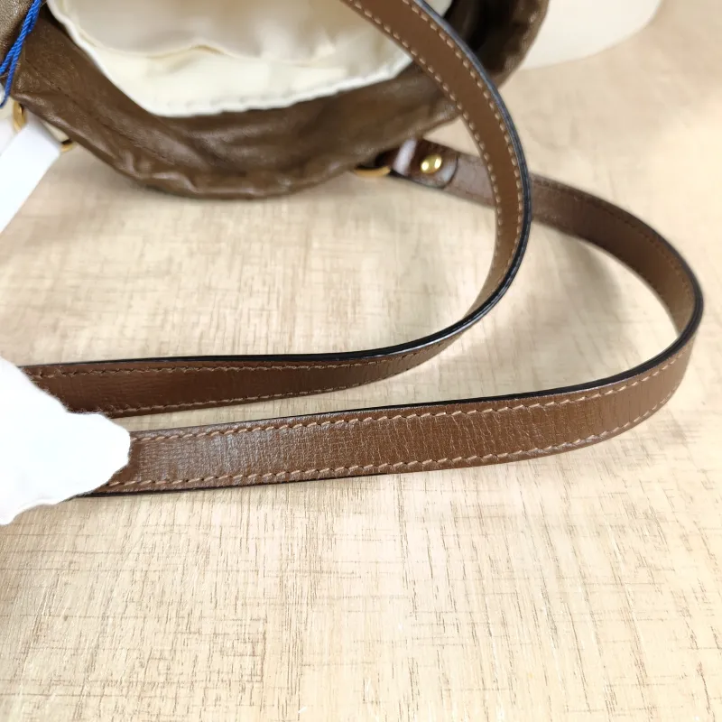 GUCCI Top Handle Bag Horsebit 1955Collection Bucket Bag White PVC Small 14 × 14 × 19 cm — detail view 5 of 10