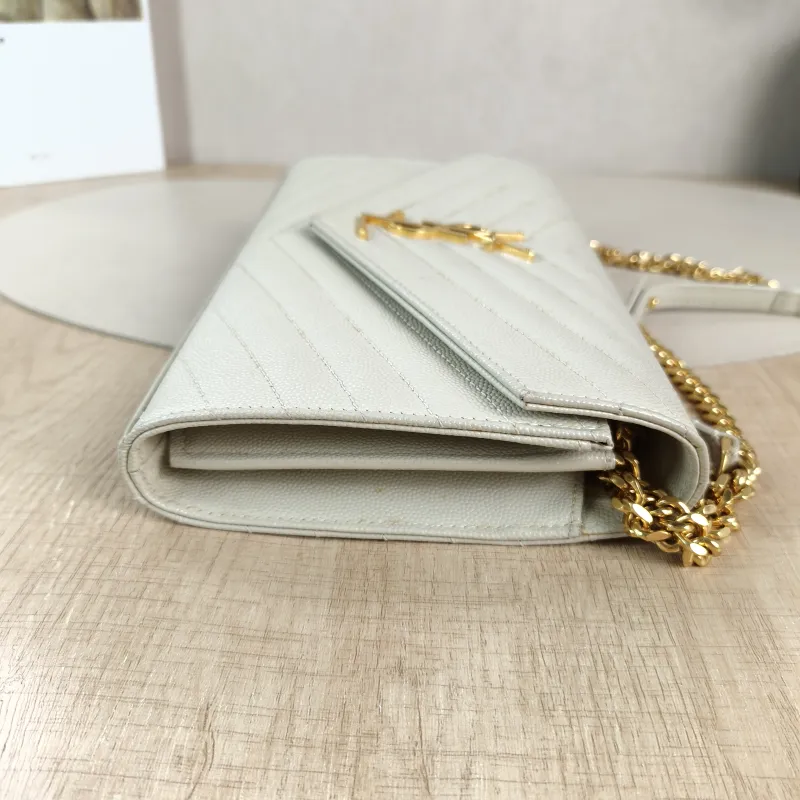SAINT LAURENT Crossbody Bag CASSANDRE ENVELOPE White Calfskin 22.5 × 4 × 14 cm — detail view 9 of 13