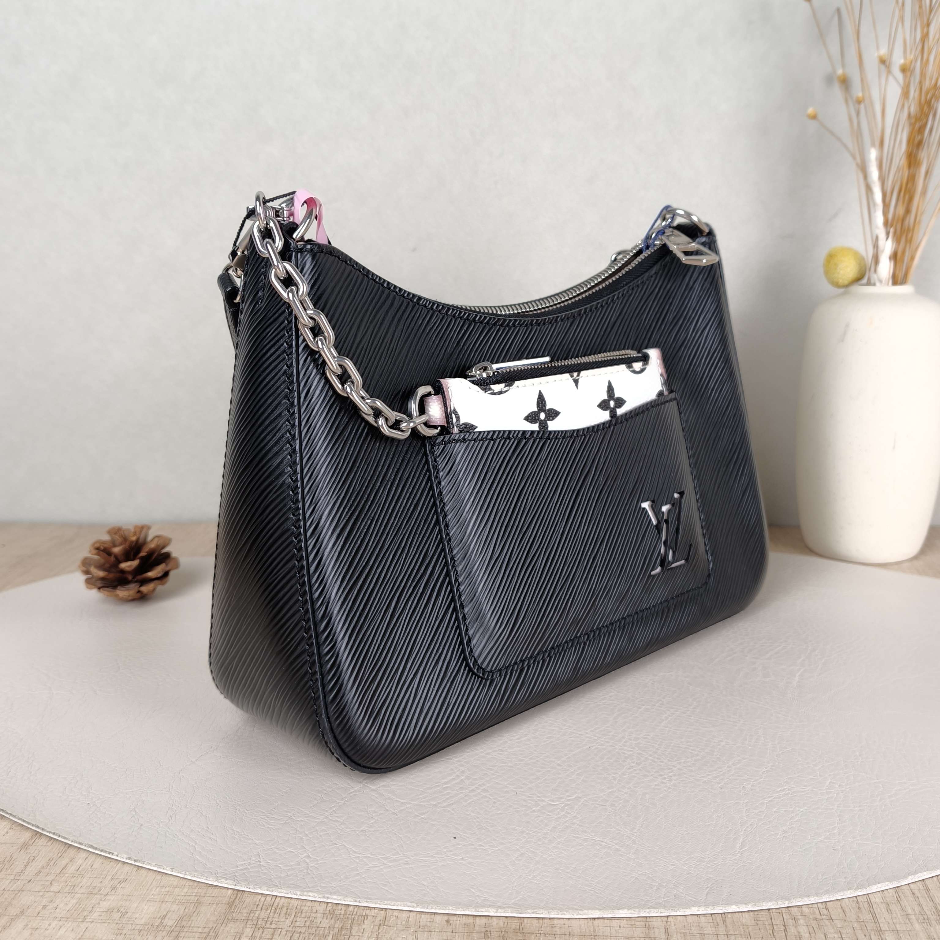 Louis Vuitton Crossbody Bag MARELLE Black Epi Embossed Calfskin Small25 × 8 × 15 cm — cover view 5 of 5