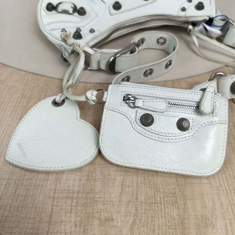 BALENCIAGA Crossbody Bag LE CAGOLE White Lambskin XS26 × 7 × 16 cm — detail view 1 of 13