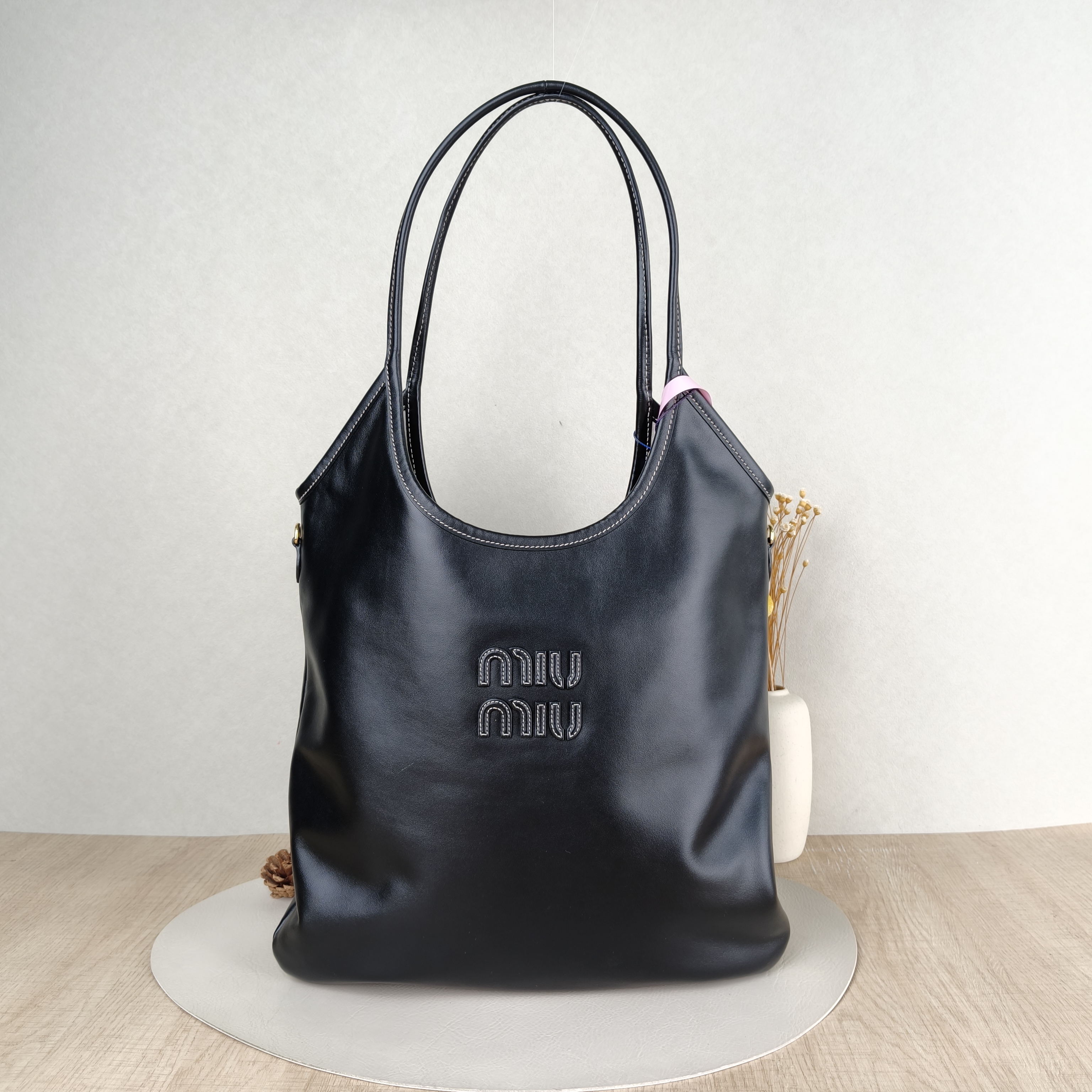 Miumiu Shoulder Bag IVY Tote Shopping Tote Black CC alfskin Medium35*40