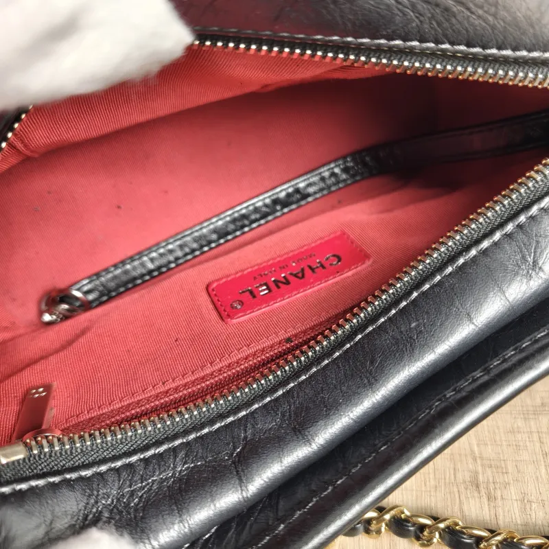 Chanel Crossbody Bag Gabrielle Gabrielle Bag Black CC alfskin Small20 × 8 × 15 cm — detail view 11 of 11