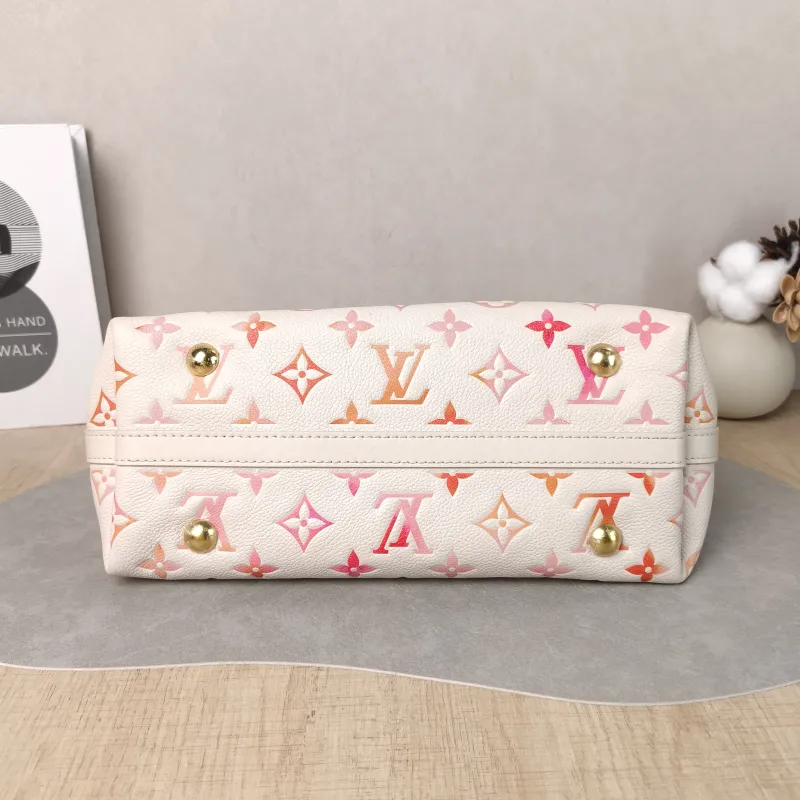 Louis Vuitton Crossbody Bag Carryall Calfskin Small 29.5 × 12 × 24 cm — cover view 2 of 6