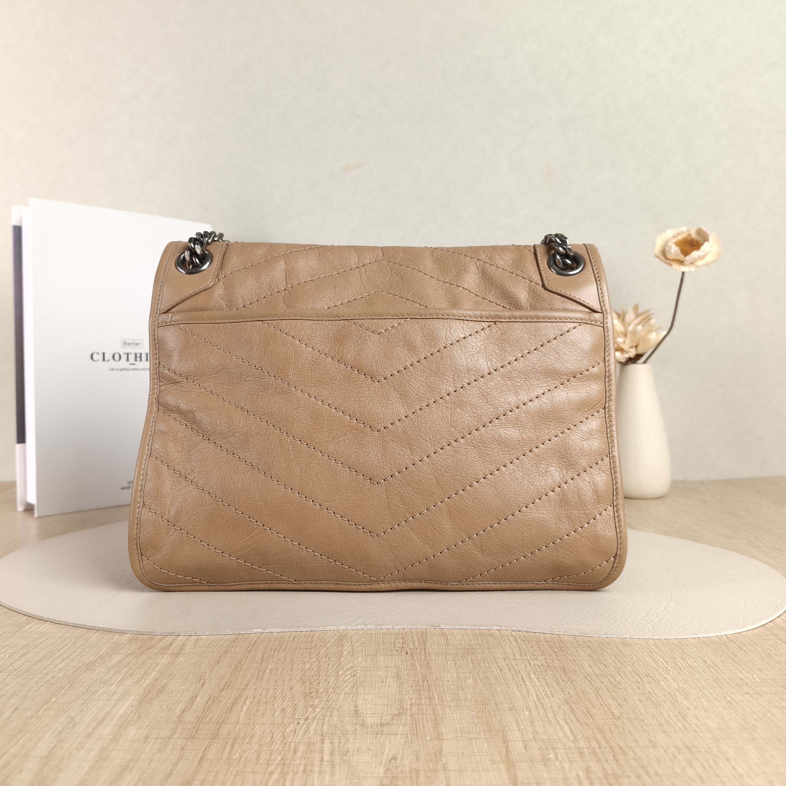 SAINT LAURENT Crossbody Bag Niki D Calfskin Medium28 × 8.5 × 20 cm — cover view 2 of 5