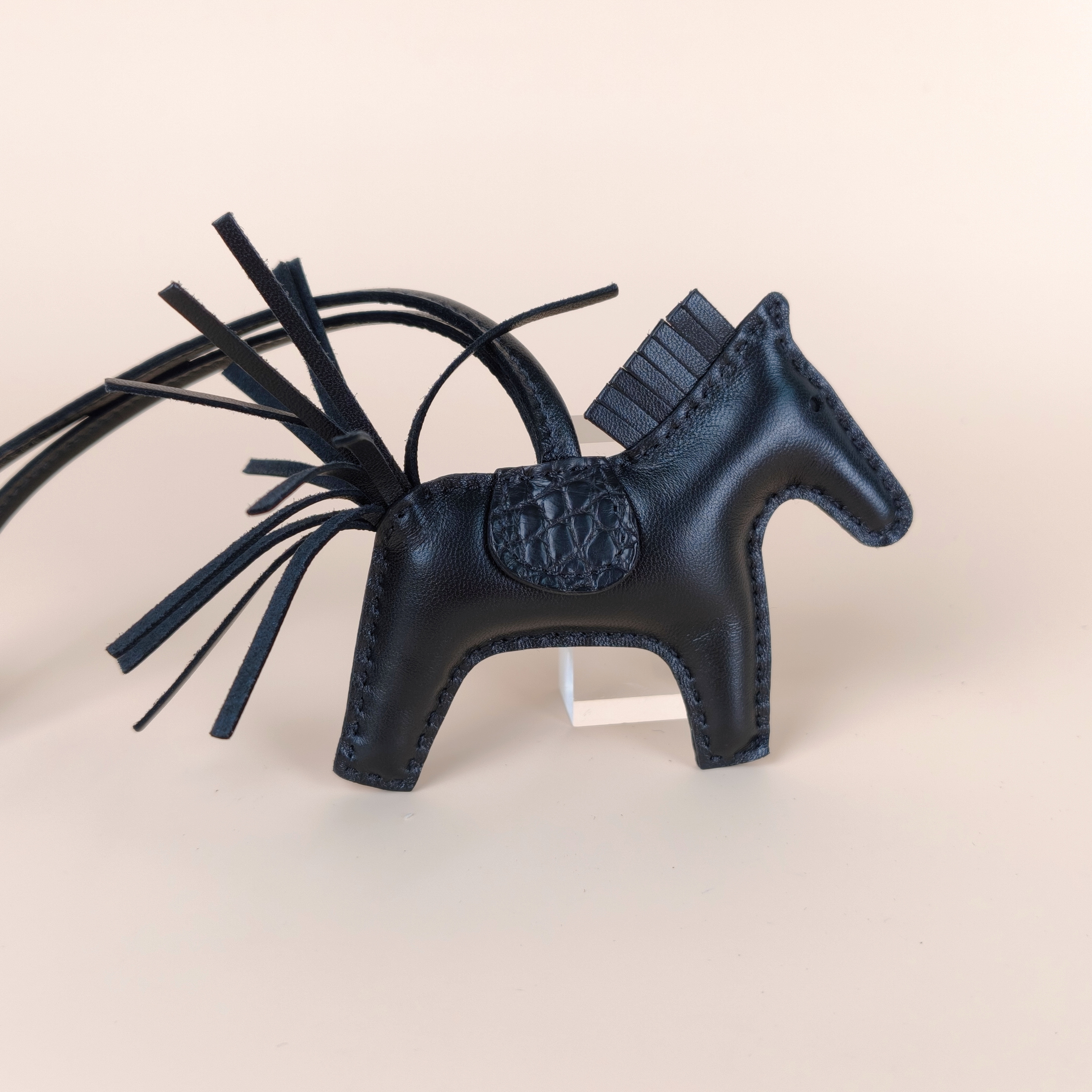 Hermès Charm Charm Black Small — cover view 4 of 8