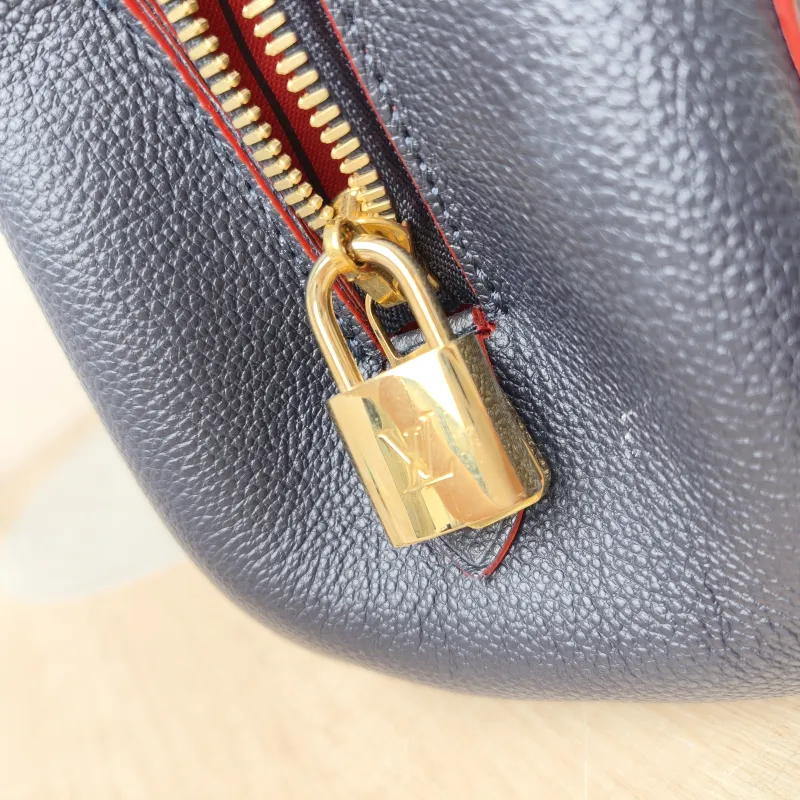 Louis Vuitton Top Handle Bag Montaigne Blue Calfskin 25 × 10 × 20 cm — detail view 9 of 12