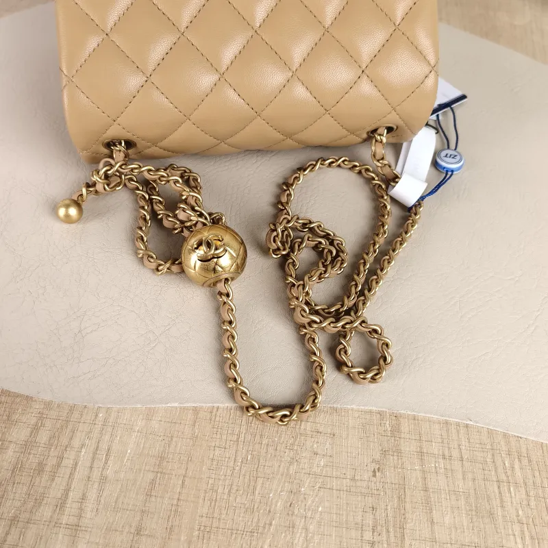Chanel Crossbody Bag Taupe Lambskinmini17 × 8 × 13.5 cm — detail view 7 of 13