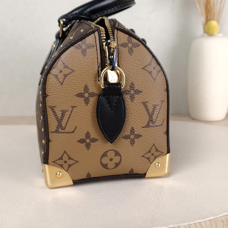 Louis Vuitton Crossbody Bag Speedy Trunk 20 Monogram PVC Small 20.5 × 11 × 13.5 cm — detail view 2 of 15