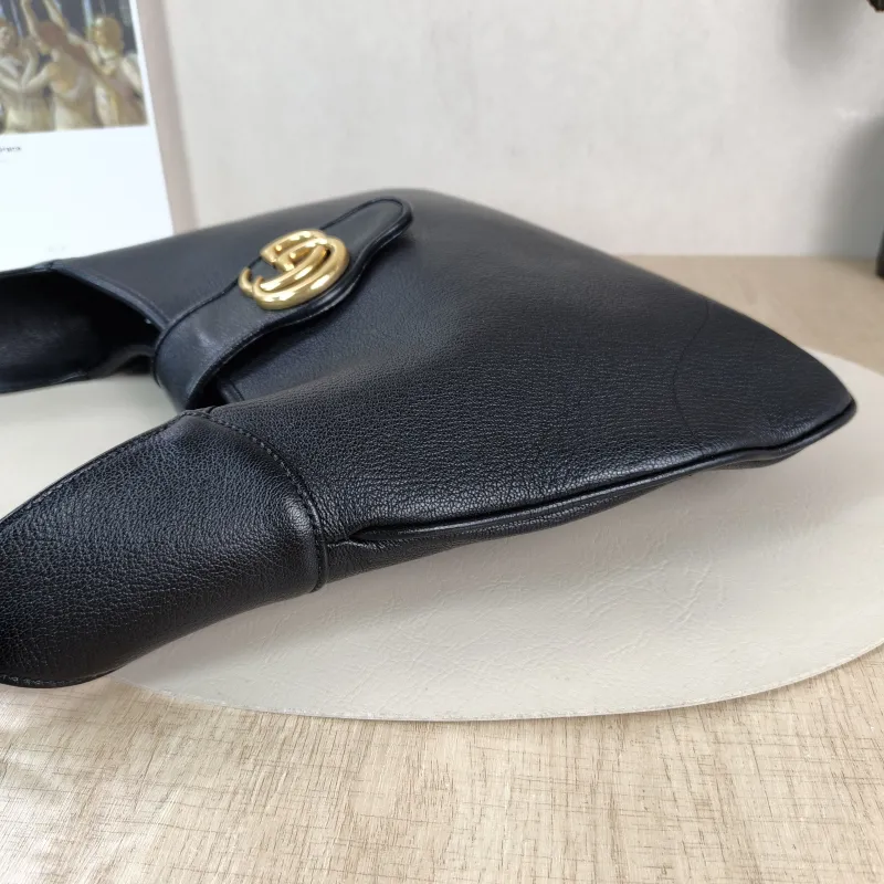 GUCCI Shoulder Bag Aphrodite Hobo Black Calfskin Medium 39 × 2 × 38 cm — detail view 7 of 12