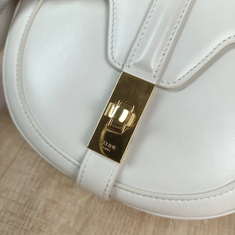 CELINE Crossbody Bag Besace 16 White Calfskin Small 19 × 6 × 17 cm — detail view 4 of 11