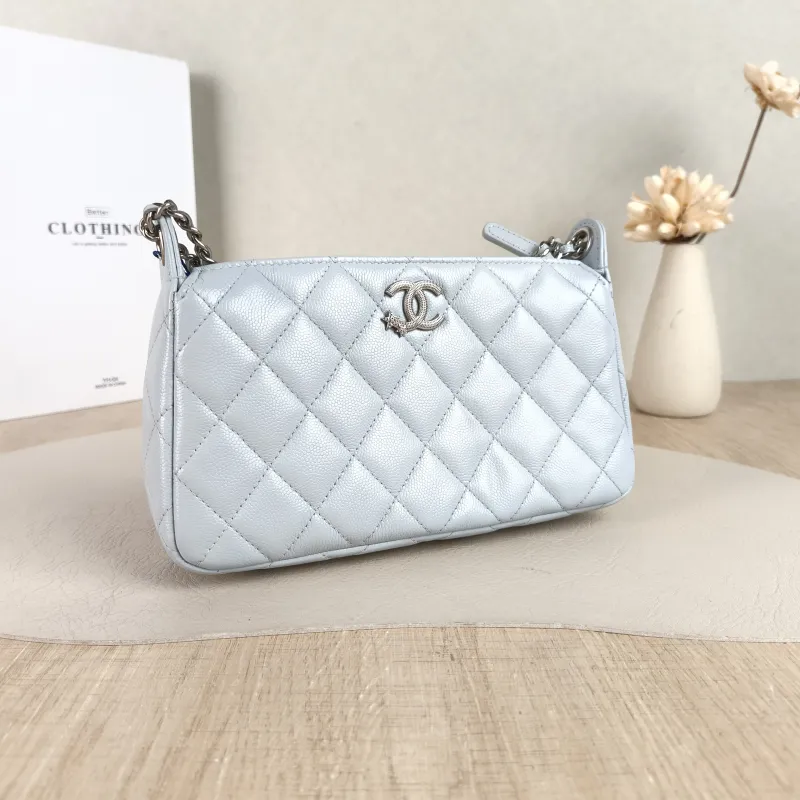 Chanel Crossbody Bag Blue Grained Calfskin 21 × 5.5 × 12 cm — cover view 5 of 5