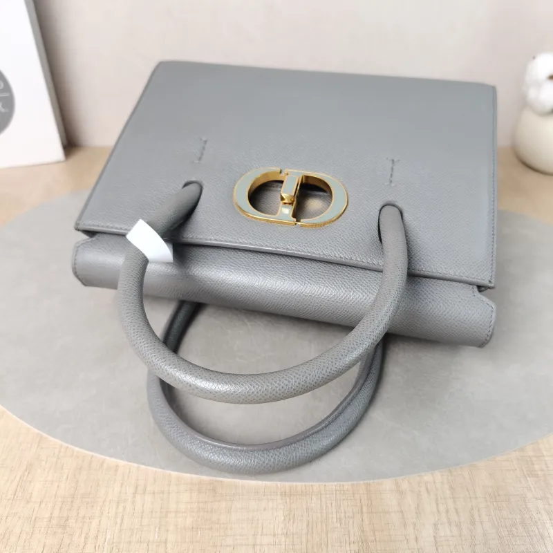 DIOR Top Handle Bag St Honore Tote Bag Grey Calfskin Medium25 × 12 × 19 cm — detail view 9 of 15