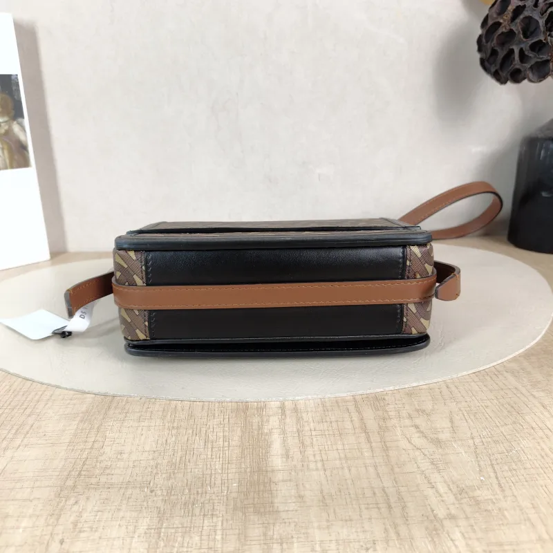 BURBERRY Shoulder Bag Shoulder Bag Brown Canvas One Size 19.5 × 7.5 × 16 cm — cover view 3 of 5