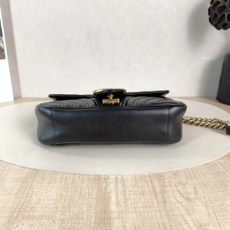 GUCCI Crossbody Bag GG Marmont Small Marmont 22 Black CC alfskin Small 22 × 6 × 13 cm — cover view 4 of 5