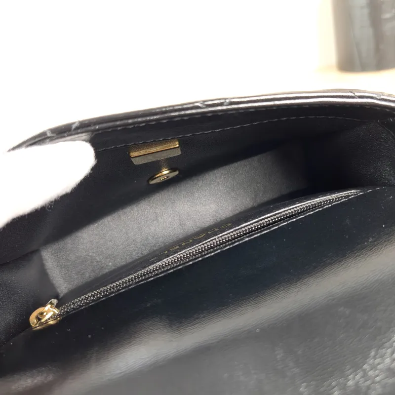 Chanel Crossbody Bag Black Lambskinmini19 × 8.5 × 14 cm — detail view 5 of 15