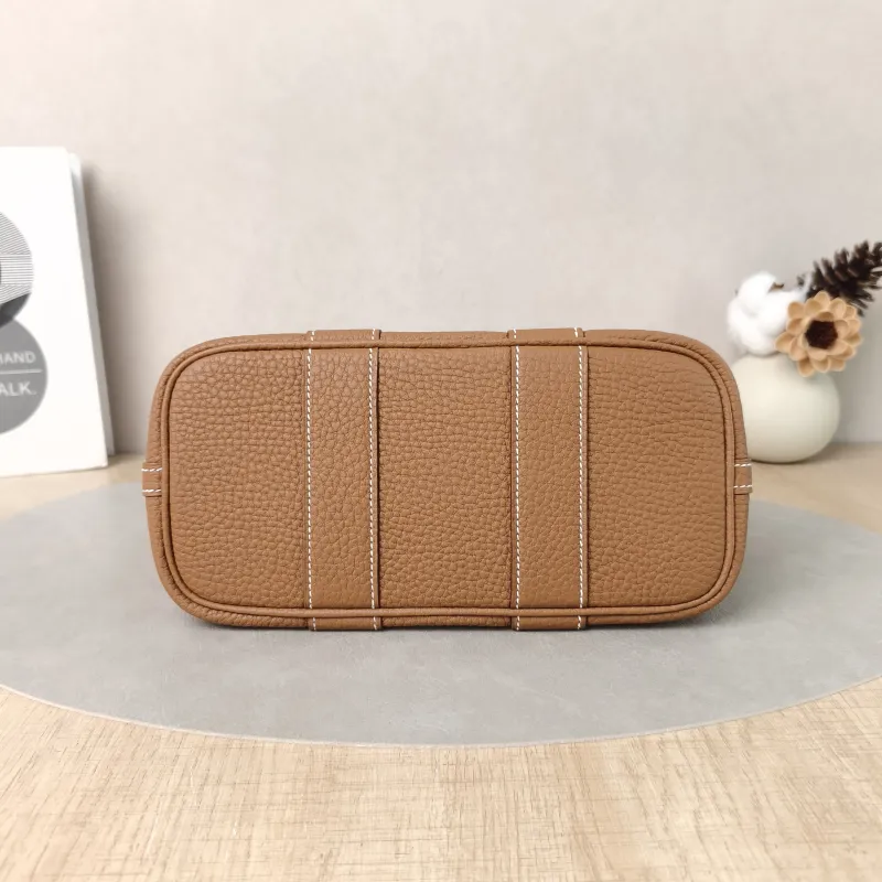 Hermès Top Handle Bag Neo Garden 23 Mini Negonda Calfskinmini23 × 10 × 16 cm — cover view 2 of 6