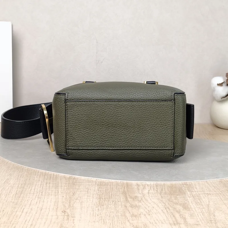 DELVAUX Top Handle Bag Cool Box Box Shoulder Bag Colorblock Calfskinmini21 × 11 × 13 cm — cover view 4 of 5
