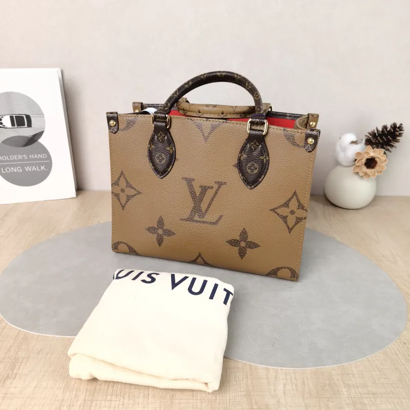 Louis Vuitton Shoulder Bag Onthego Monogram PVC Small 25 × 11.5 × 19 cm — cover view 3 of 6