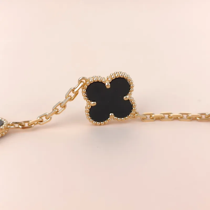 Van Cleef & Arpels Bracelet Alhambra Alhambra Collection Five-Motif Bracelet 18KY ellow Gold Vintage Small 19cm — cover view 8 of 10