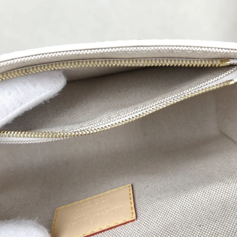 Louis Vuitton Crossbody Bag Steamer Box Blue · PV Cmini18 × 6.5 × 11 cm — detail view 2 of 12
