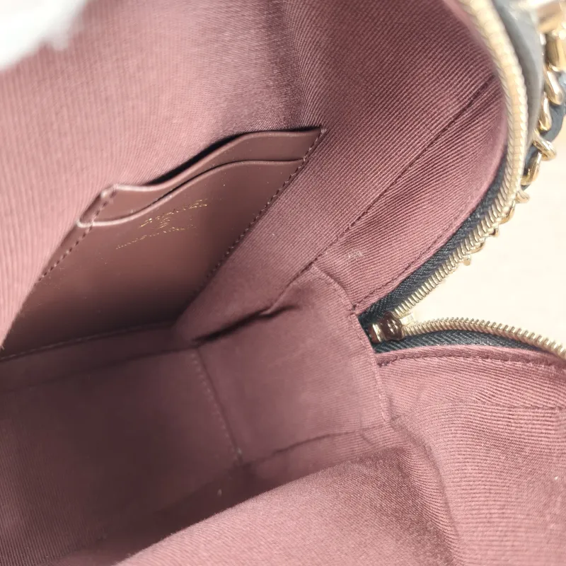 Chanel Backpack mini Backpack Collection Black Calfskin One Size13 × 9 × 18 cm — detail view 3 of 14