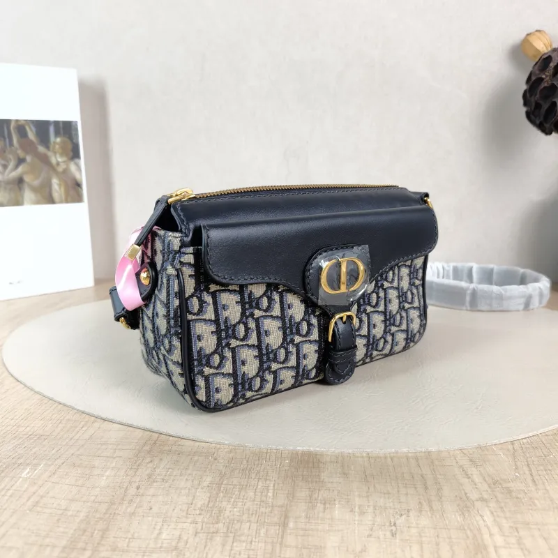 DIOR Crossbody Bag 30Montaigne Blue Canvas Small 19.5 × 6.5 × 11 cm — cover view 2 of 5