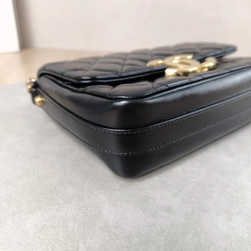 Chanel Crossbody Bag Edition c logo Black Waxed Leather One Size22 × 7 × 16 cm — detail view 9 of 17