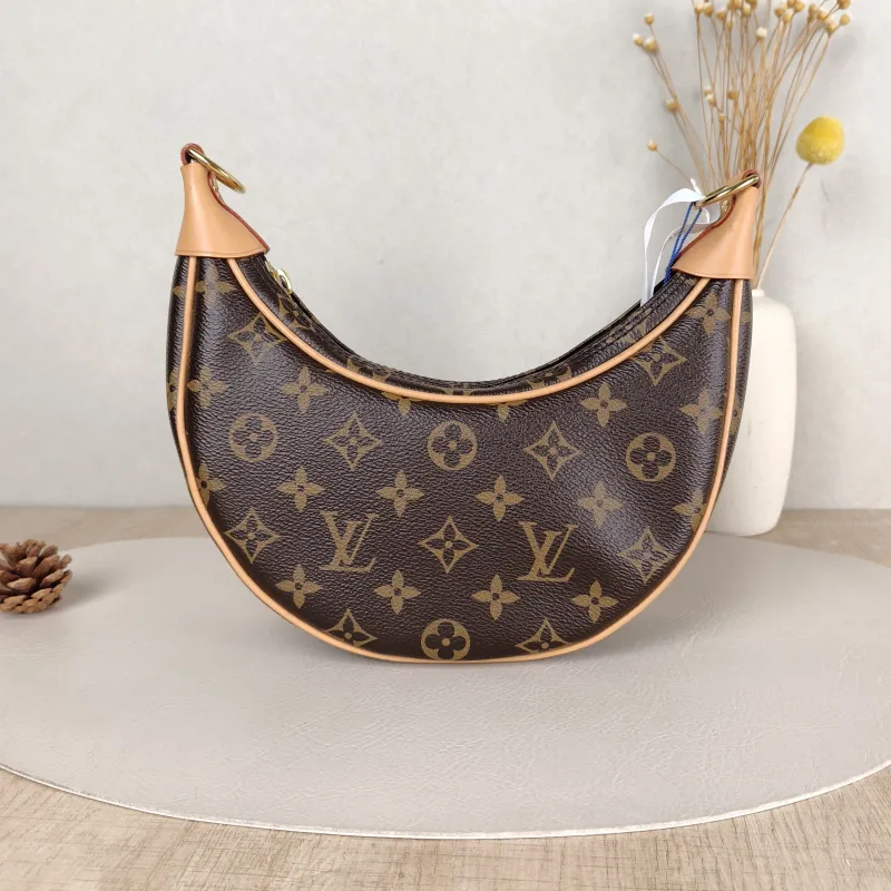 Louis Vuitton Crossbody Bag Loop Monogram PVC Small 23 × 6 × 13 cm — cover view 3 of 5