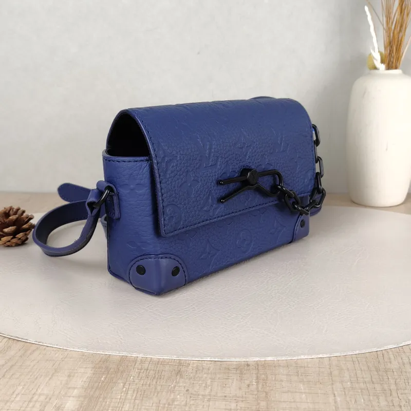 Louis Vuitton Crossbody Bag Steamer Box Blue Calfskinmini18 × 6.5 × 11 cm — cover view 2 of 6