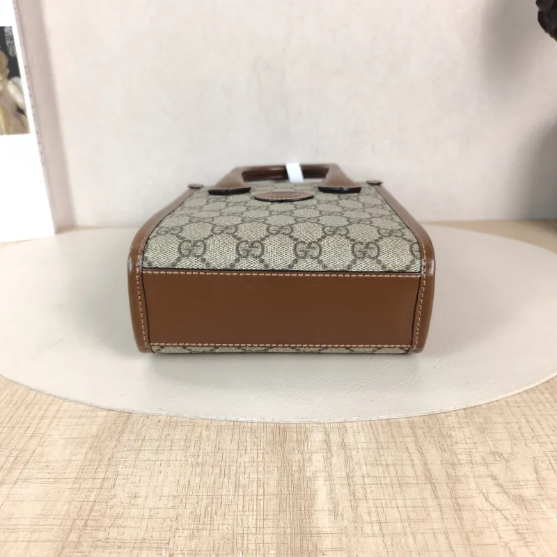 GUCCI Crossbody Bag GG Retro Collection Tote Bag Brown PVC Mini 16 × 7 × 20 cm — cover view 3 of 6
