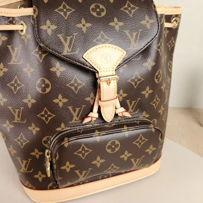 Louis Vuitton Backpack MONTSOURIS Backpack Edition Monogram PVC Small 28 × 18 × 30 cm — detail view 6 of 10
