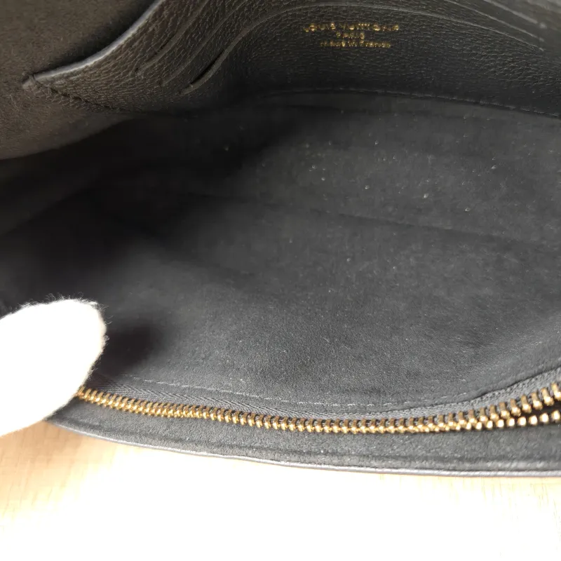 Louis Vuitton Crossbody Bag IVY Black Empreinte Embossed Calfskin Small 23.5 × 4.3 × 12 cm — detail view 6 of 13