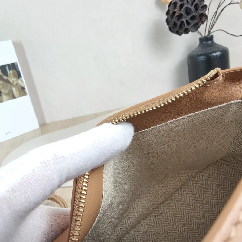 LOEWE Crossbody Bag Puzzle Black Brown Calfskin Mini 18 × 8 × 12.5 cm — detail view 7 of 13