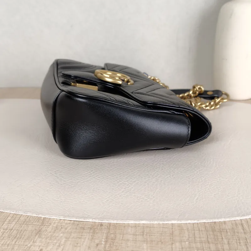 GUCCI Crossbody Bag GG Marmont Small Marmont 22Black CC alfskin Small22 × 6 × 13 cm — detail view 11 of 11