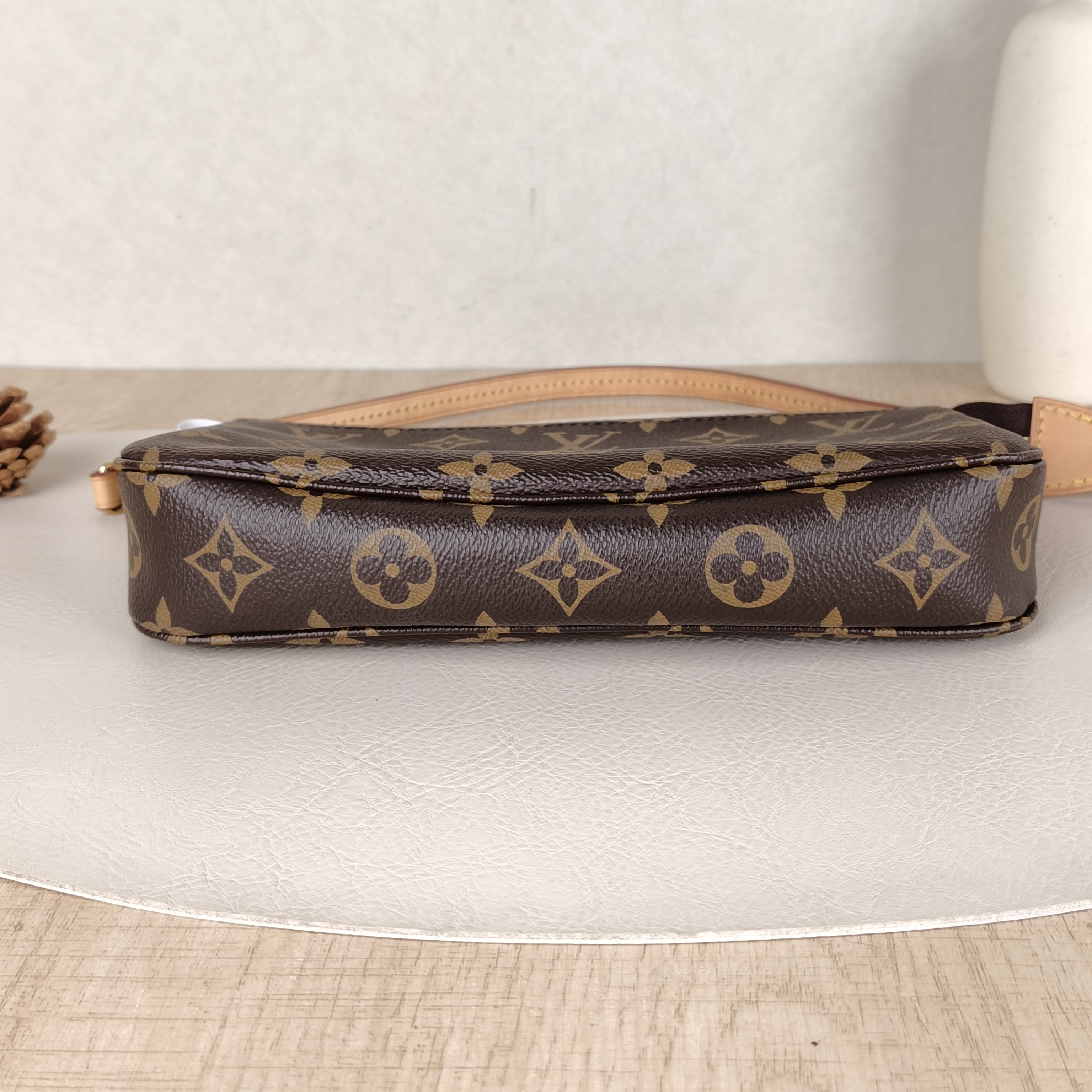 Louis Vuitton Shoulder Bag Accessory Monogram PVC Large22 × 4 × 13 cm — cover view 5 of 5