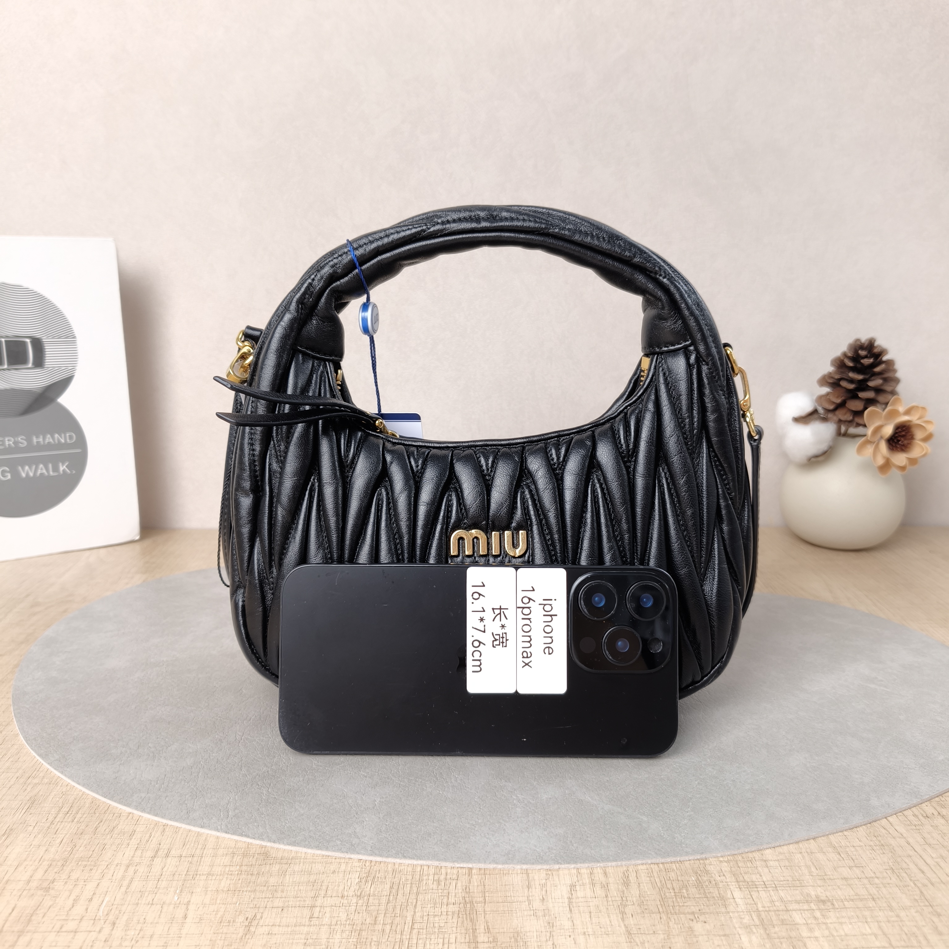 Miumiu Shoulder Bag Wander Matelassé Hobo Black SL ambskin Small20 × 6 × 17 cm — cover view 5 of 6