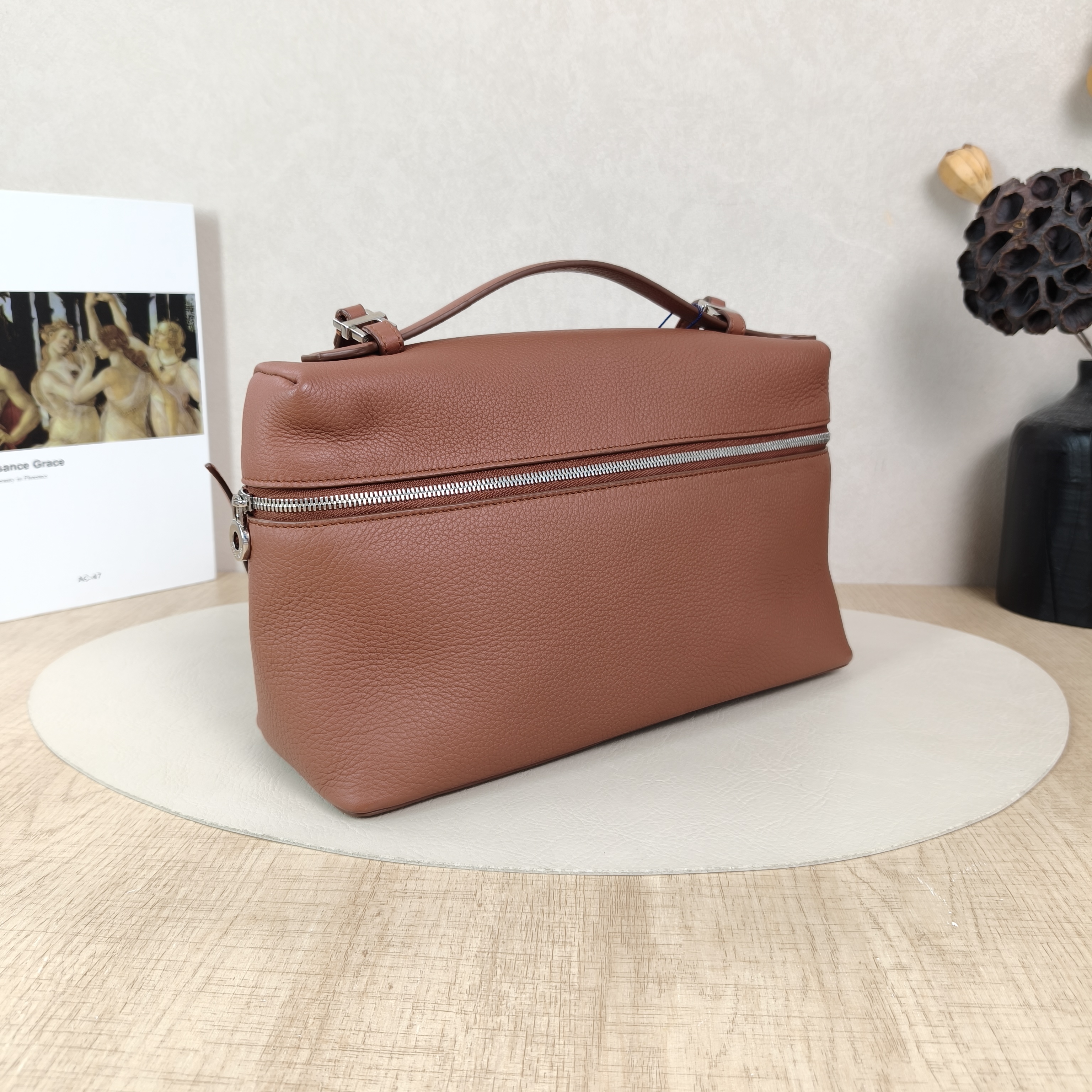 Loro Piana Crossbody Bag Extra Pocket L27 Brown Calfskin One Size27 × 10 × 16 cm — cover view 2 of 6