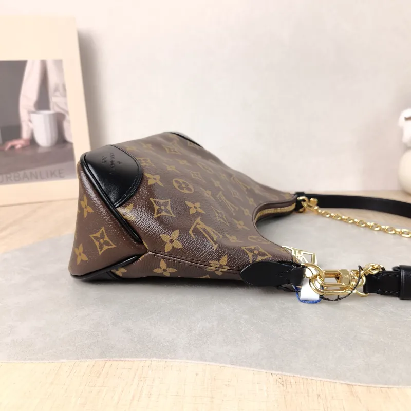 Louis Vuitton Crossbody Bag Boulogne PVC Small 26 × 9.5 × 16 cm — detail view 15 of 15