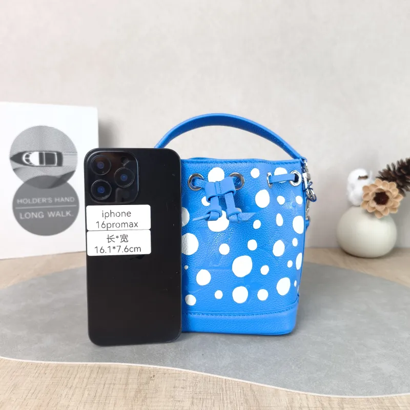 Louis Vuitton Shoulder Bag NANO NOÉ Bucket Bag Nano - Calfskin nano 13 × 10 × 16 cm — cover view 6 of 6