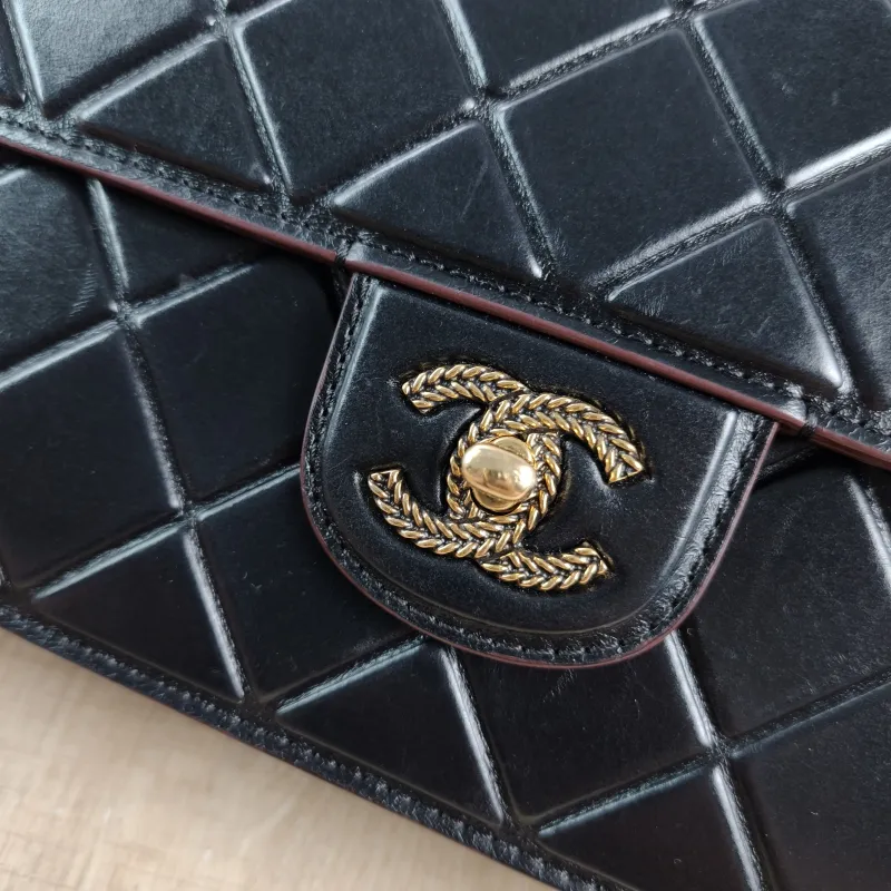 Chanel Crossbody Bag cf Crossbody Bag Black Calfskin One Size 25 × 7 × 16 cm 21 — detail view 10 of 13