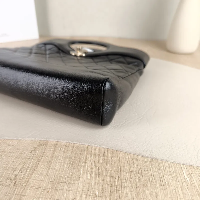 Chanel Crossbody Bag 31Bag Black Waxed Leather Mini 23 × 5.5 × 22 cm — detail view 5 of 12