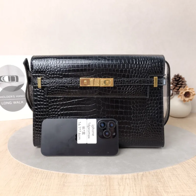 SAINT LAURENT Shoulder Bag MANHATTAN Black Calfskin Medium29 × 7.5 × 20 cm — cover view 2 of 6