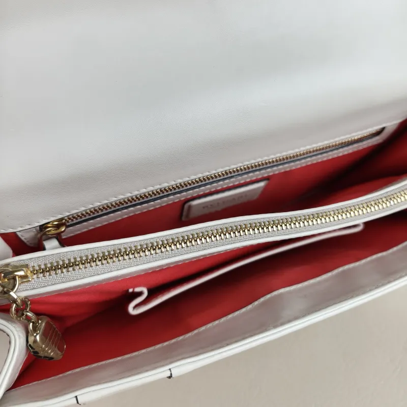 Bvlgari Shoulder Bag Serpenti Forever Collection Crossbody Bag White Calfskin 27.5 × 7.5 × 19 cm — detail view 11 of 12